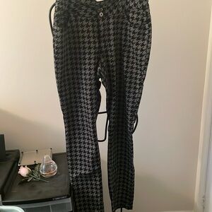 Plus size gray and black jeggins